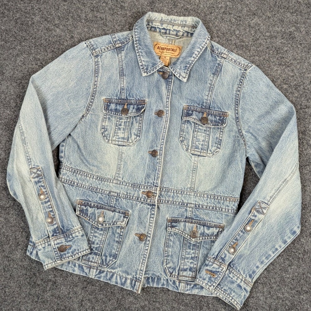 Aeropostale Womens Medium Blue Denim Trucker Jacket Light Wash Cotton Utility